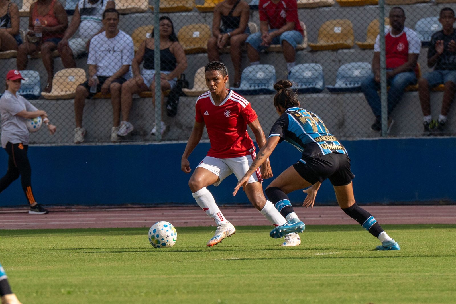 Inter x Grêmio Feminino: derrota colorada no Sesc Protásio - Imagem do artigo original