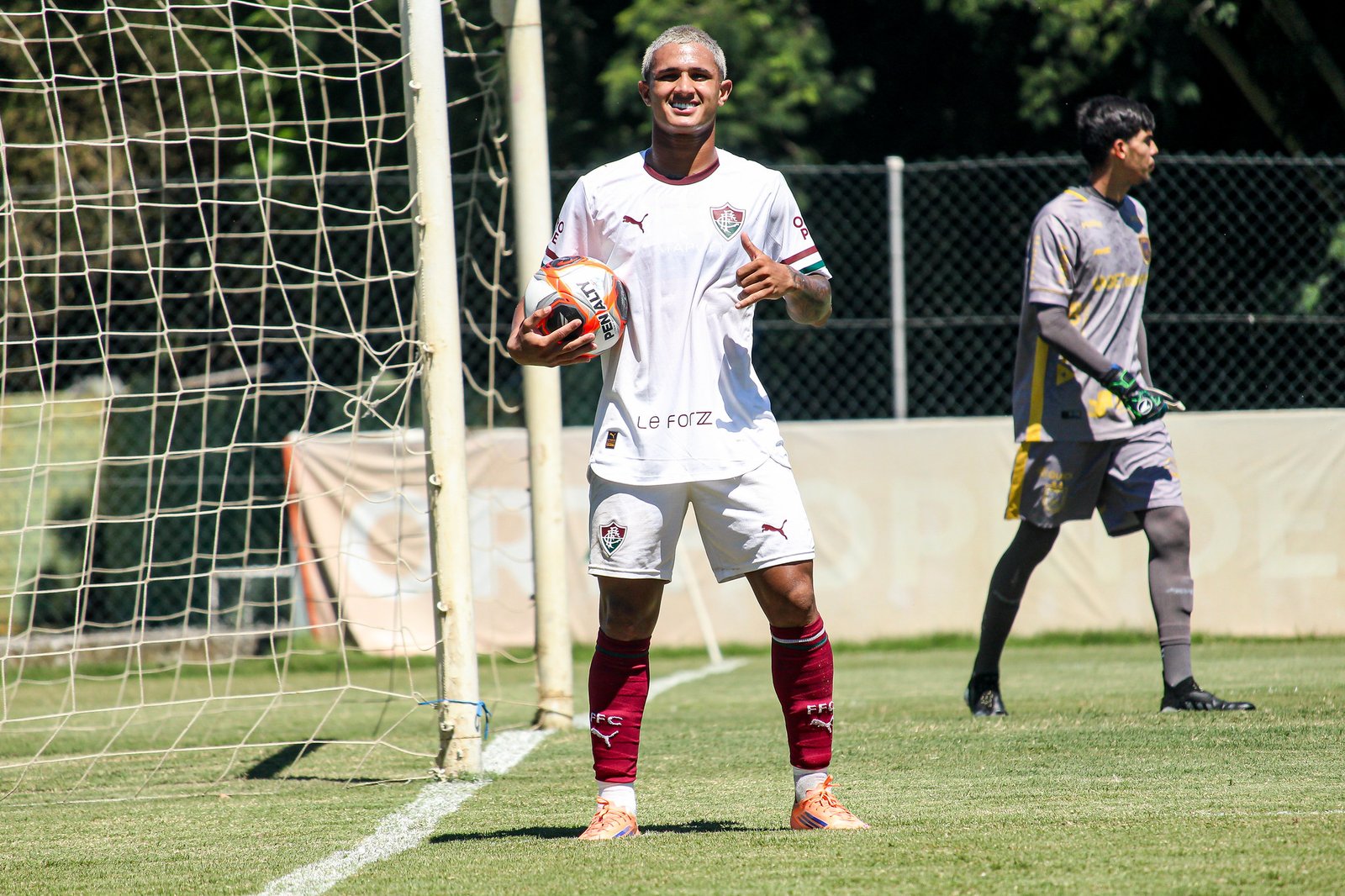 Copa Rio Sub-20: Fluminense goleia e assume liderança - Imagem do artigo original