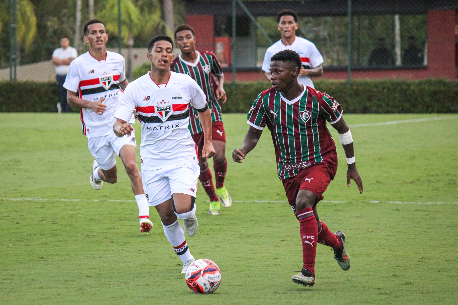 Fluminense x São Paulo Sub-20: Tricolor cai após 8 jogos - Imagem do artigo original