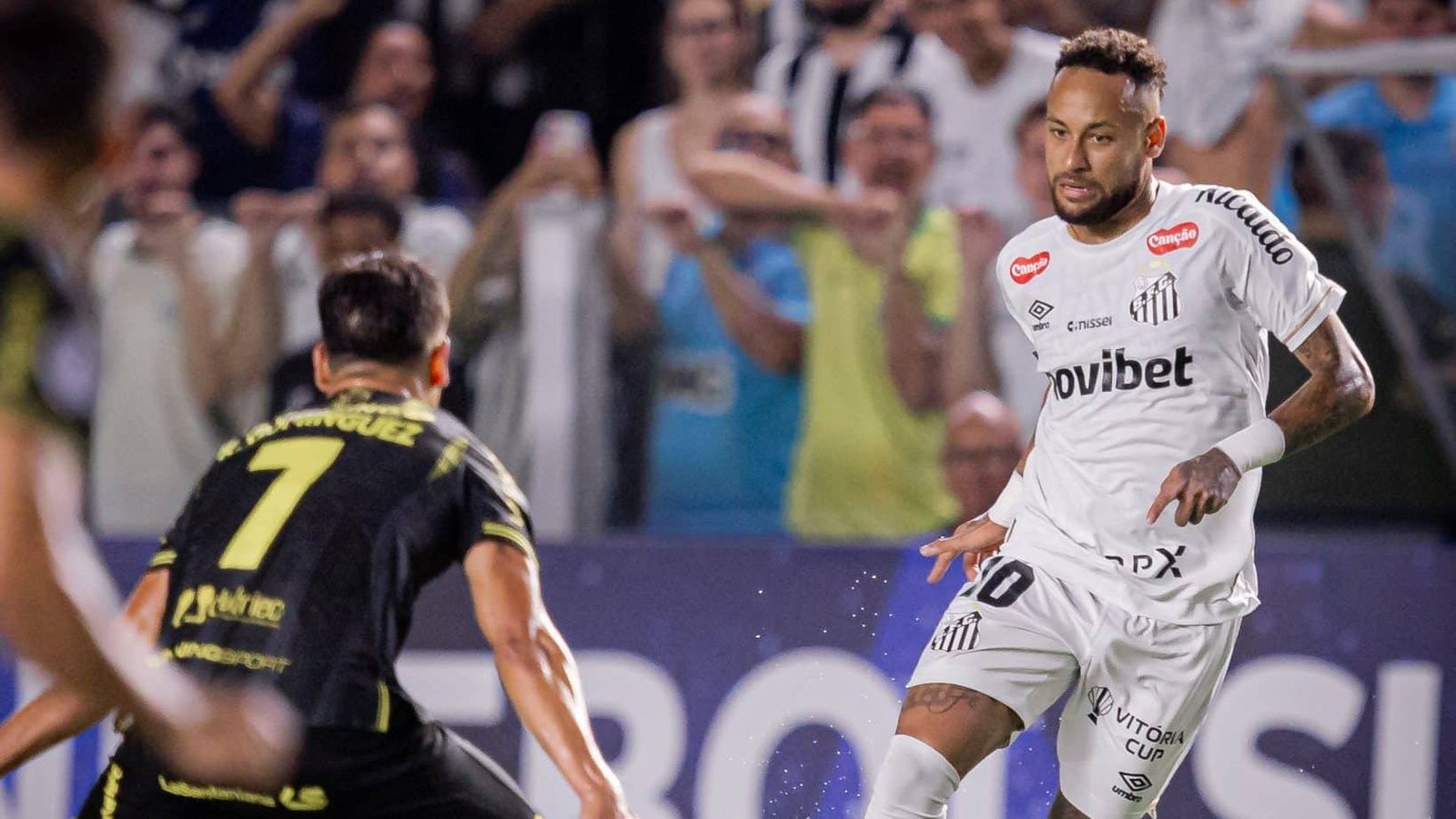 Burnley x Manchester City: onde ver e prováveis escalações - Imagem do artigo original