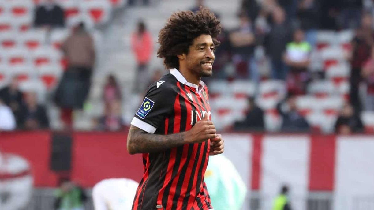 Palmeiras fecha com Barboza por US$ 4 mi; veja detalhes - Imagem do artigo original