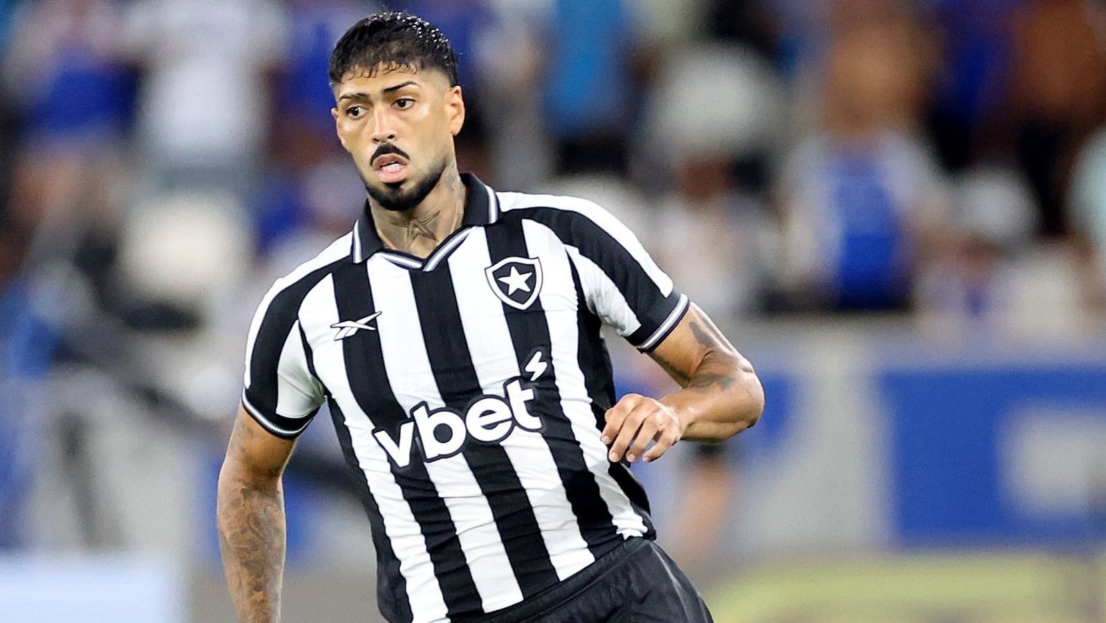 Barboza define futuro no Botafogo e negocia com o Palmeiras - Imagem do artigo original