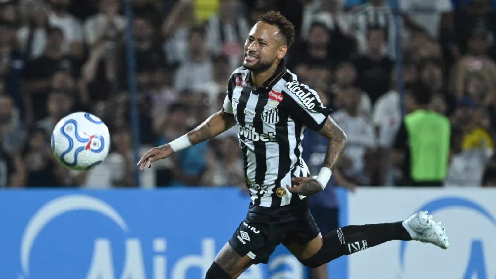 Palmeiras vence Sporting Cristal e assume ponta do Grupo F - Imagem do artigo original