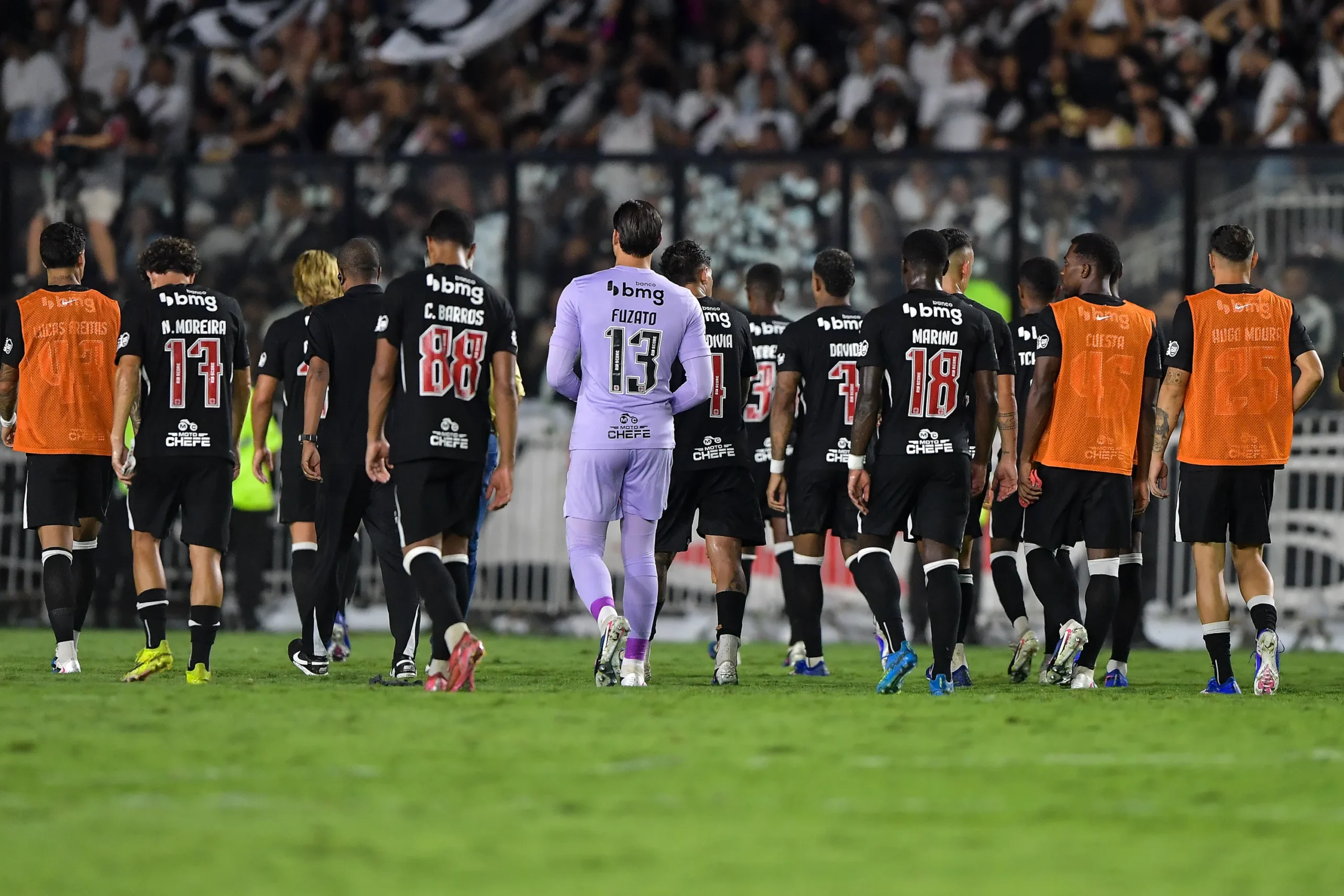 Internacional x Vasco: IA aponta vitória colorada por 2 a 1 - Imagem do artigo original