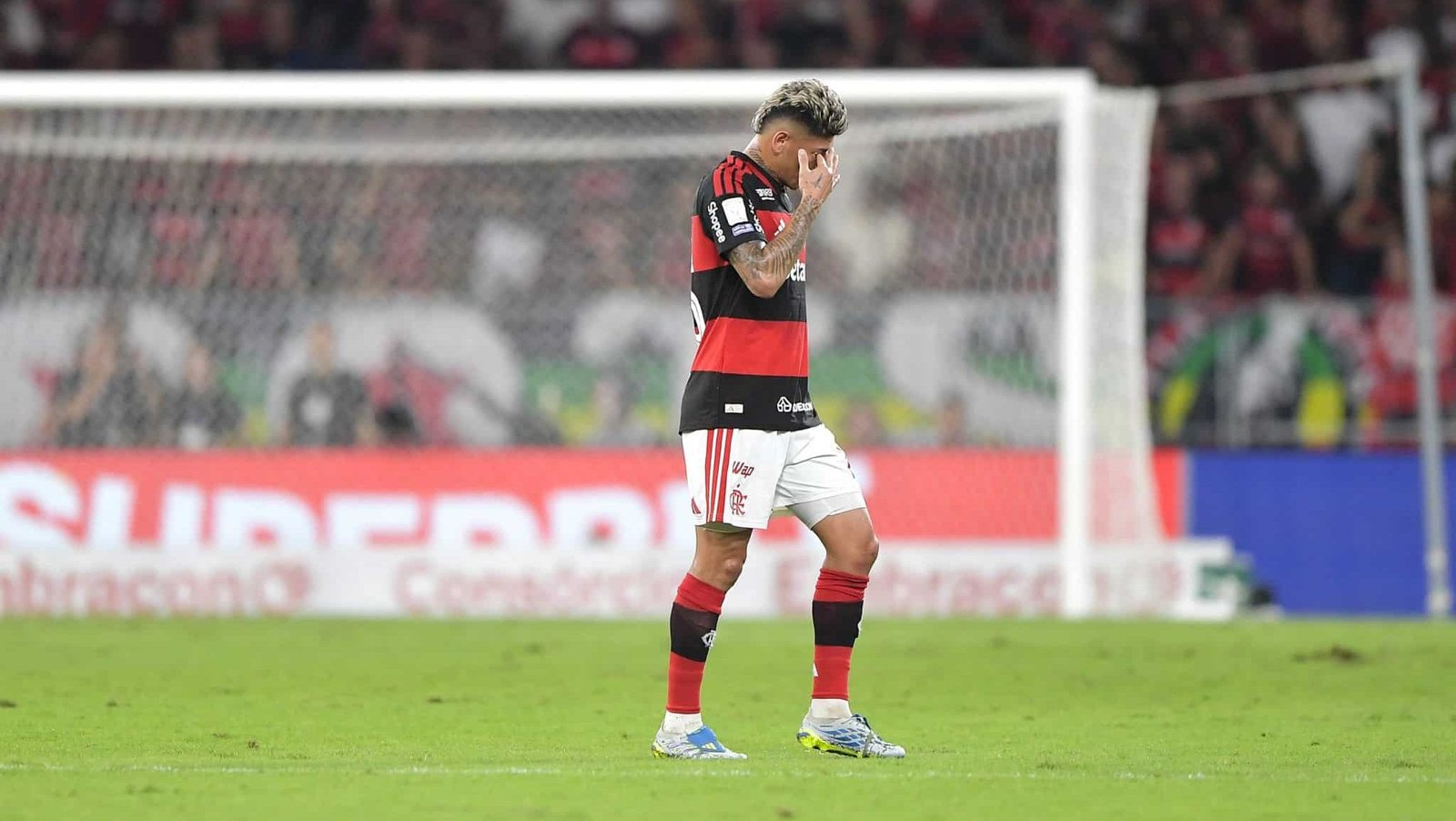 Expulsão de Carrascal: CBF divulga áudio do VAR e explica lance - Imagem do artigo original