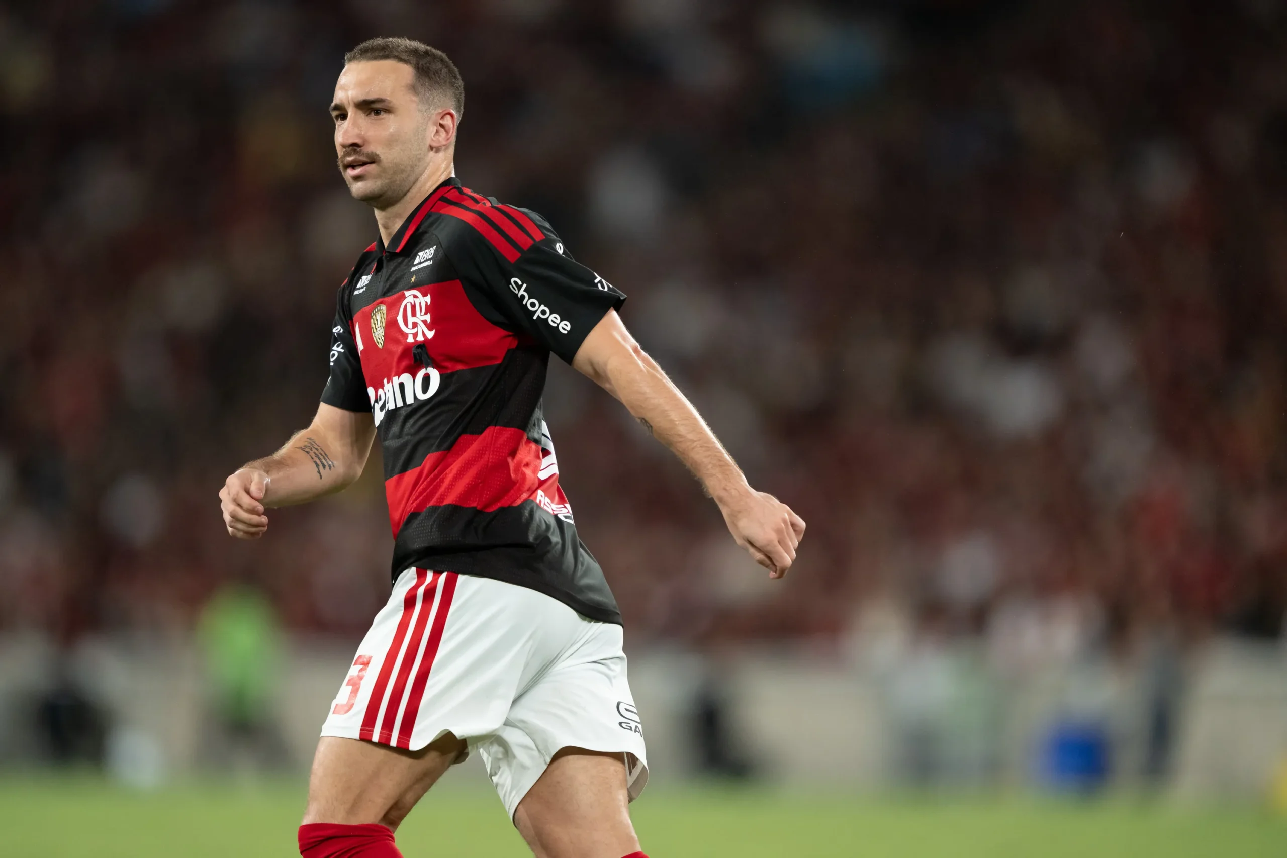 Gol do Flamengo: Samuel Lino abre placar e assusta Coritiba - Imagem do artigo original