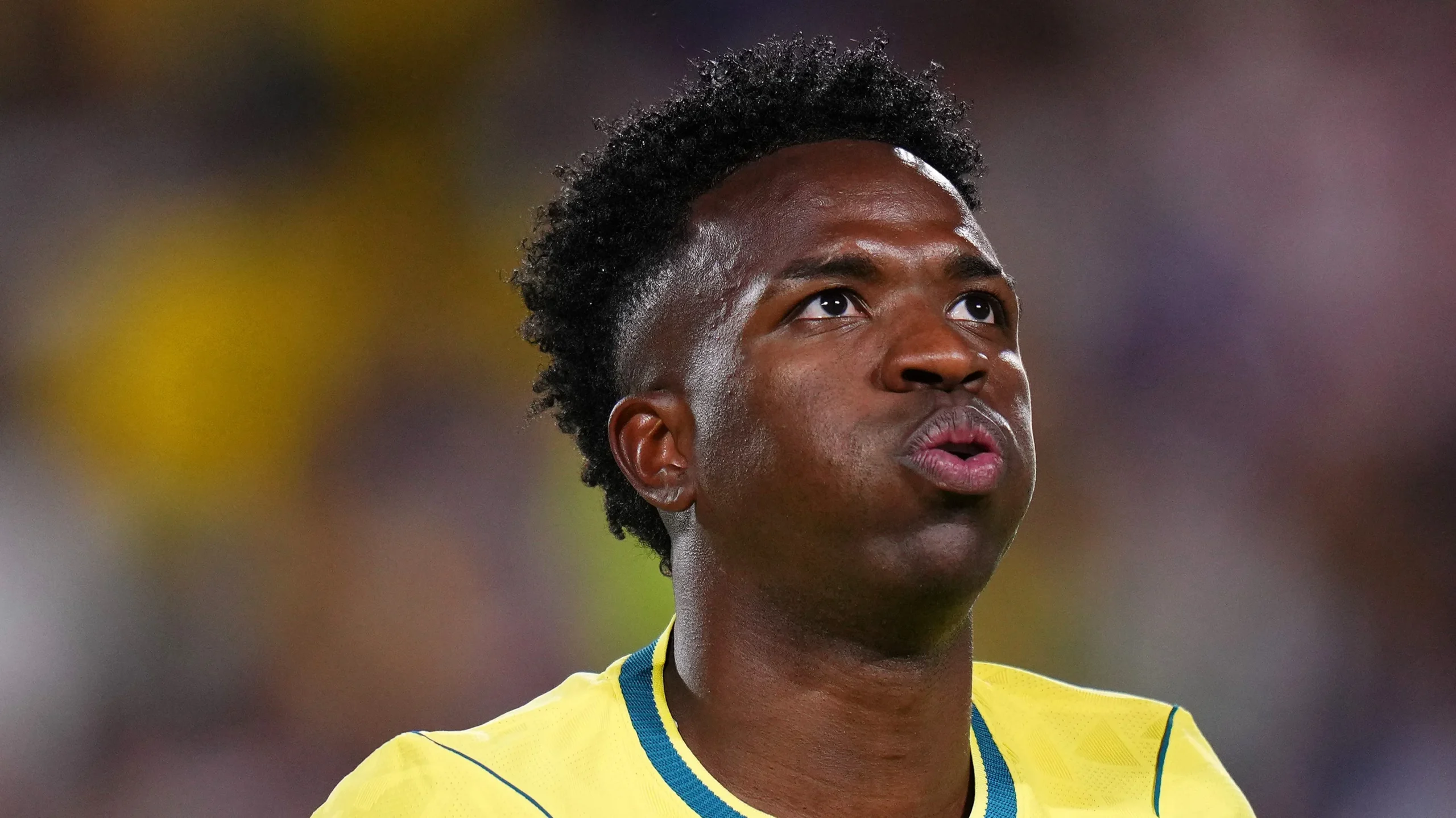 Vini Jr encabeça top-5 mundial ao lado de Raphinha, afirma Ancelotti - Imagem do artigo original
