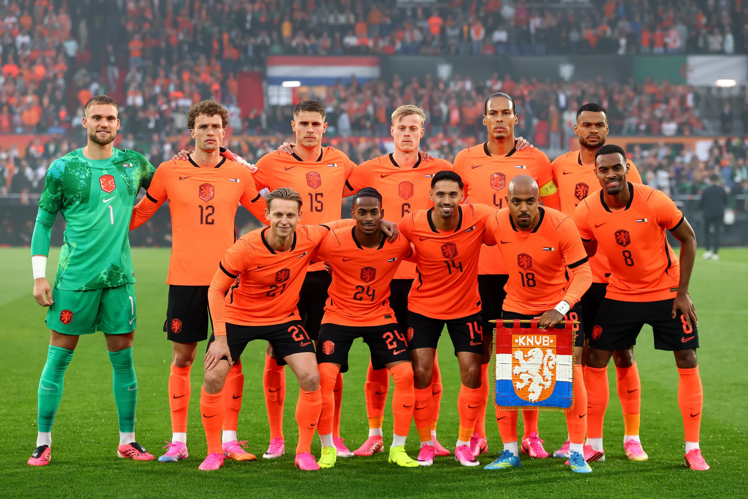 Holanda x Argélia: Koeman dispara após derrota no amistoso - Imagem do artigo original