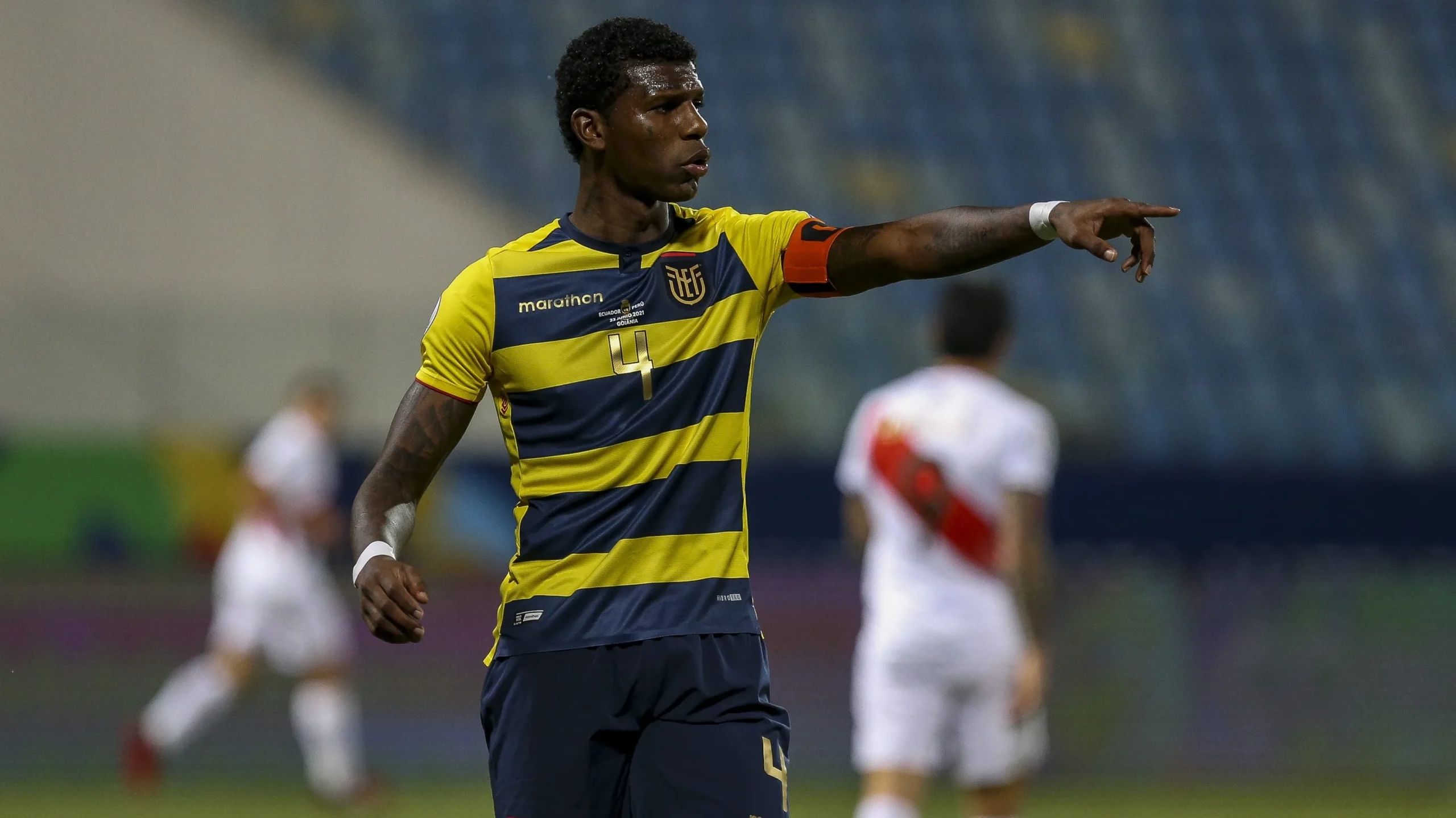 Arboleda afastado: zagueiro fora da seleção e do São Paulo - Imagem do artigo original