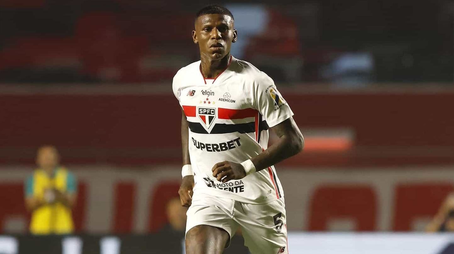 Raphinha pode receber oferta recorde de Al-Hilal e Al-Nassr - Imagem do artigo original