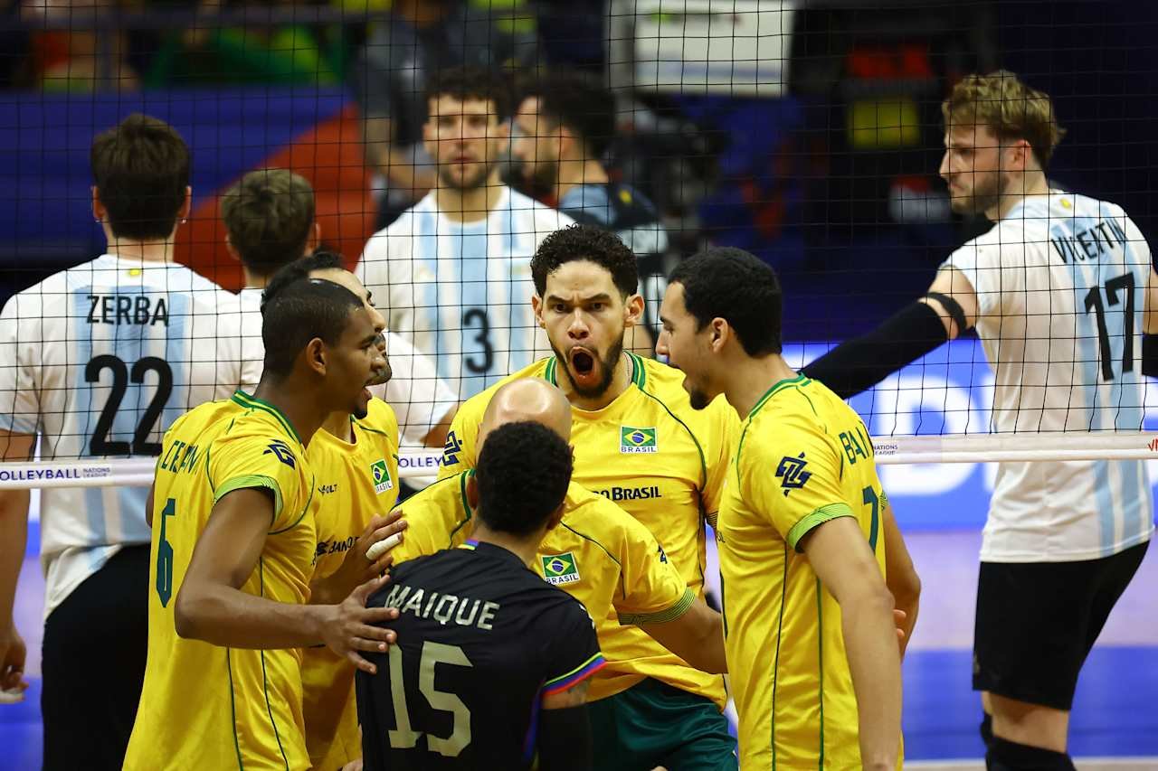 Bernardinho alerta jovens: protagonismo no exterior é vital - Imagem do artigo original