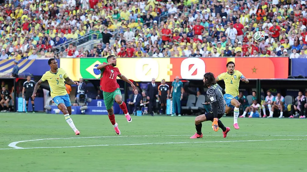 Defesa da Seleção preocupa: sequência de gols expõe falhas - Imagem do artigo original