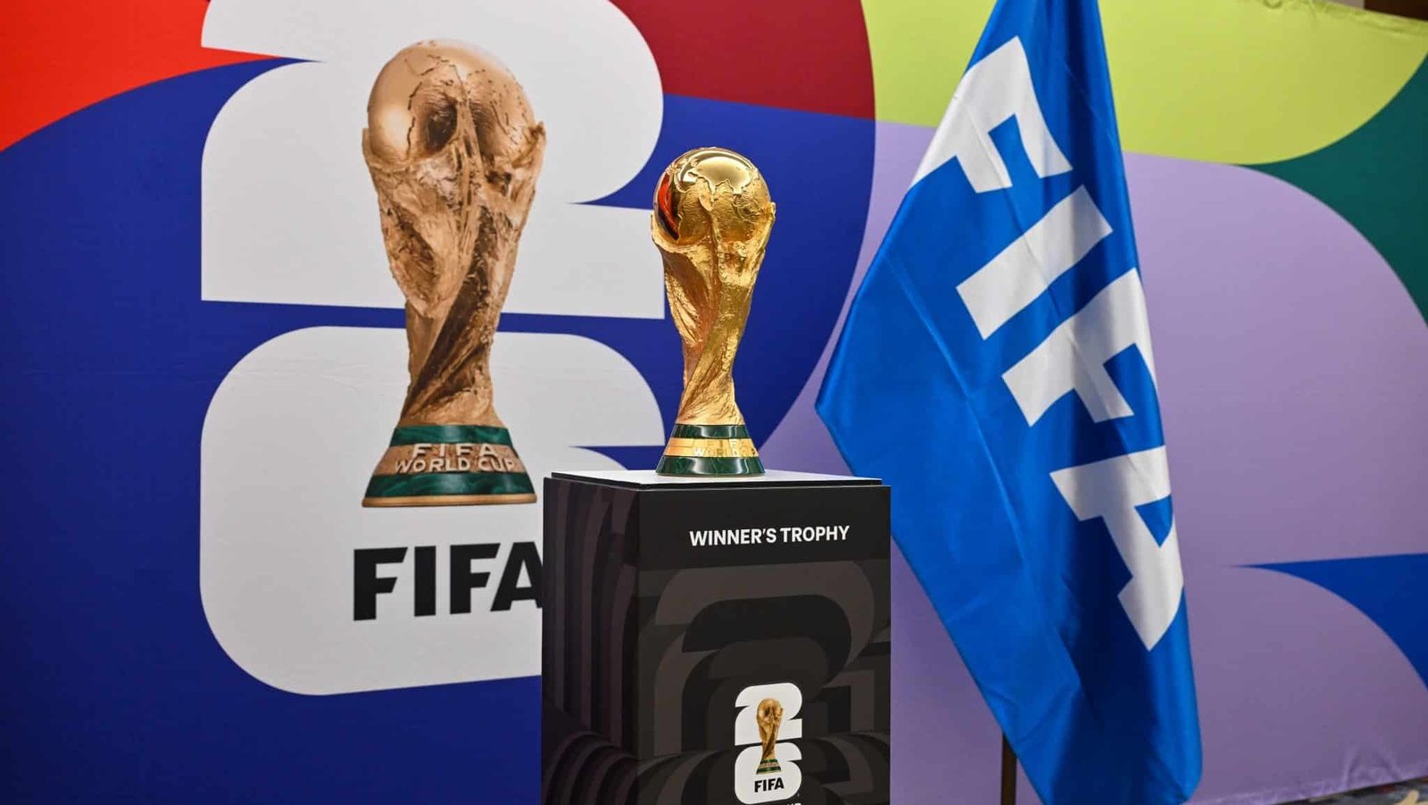 Colômbia vence Uzbequistão e lidera Grupo K da Copa - Imagem do artigo original